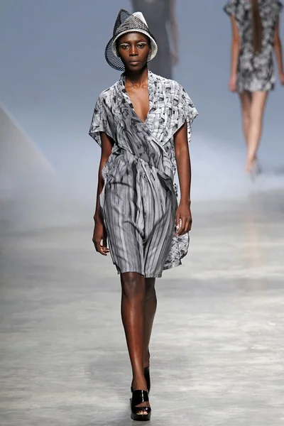 Look 39